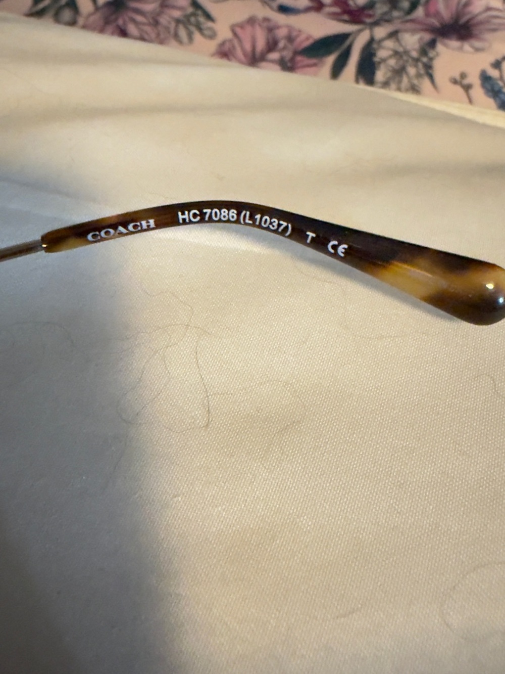 Coach Women's Brown Gradient Lens Sunglasses - Picture 4 of 6
